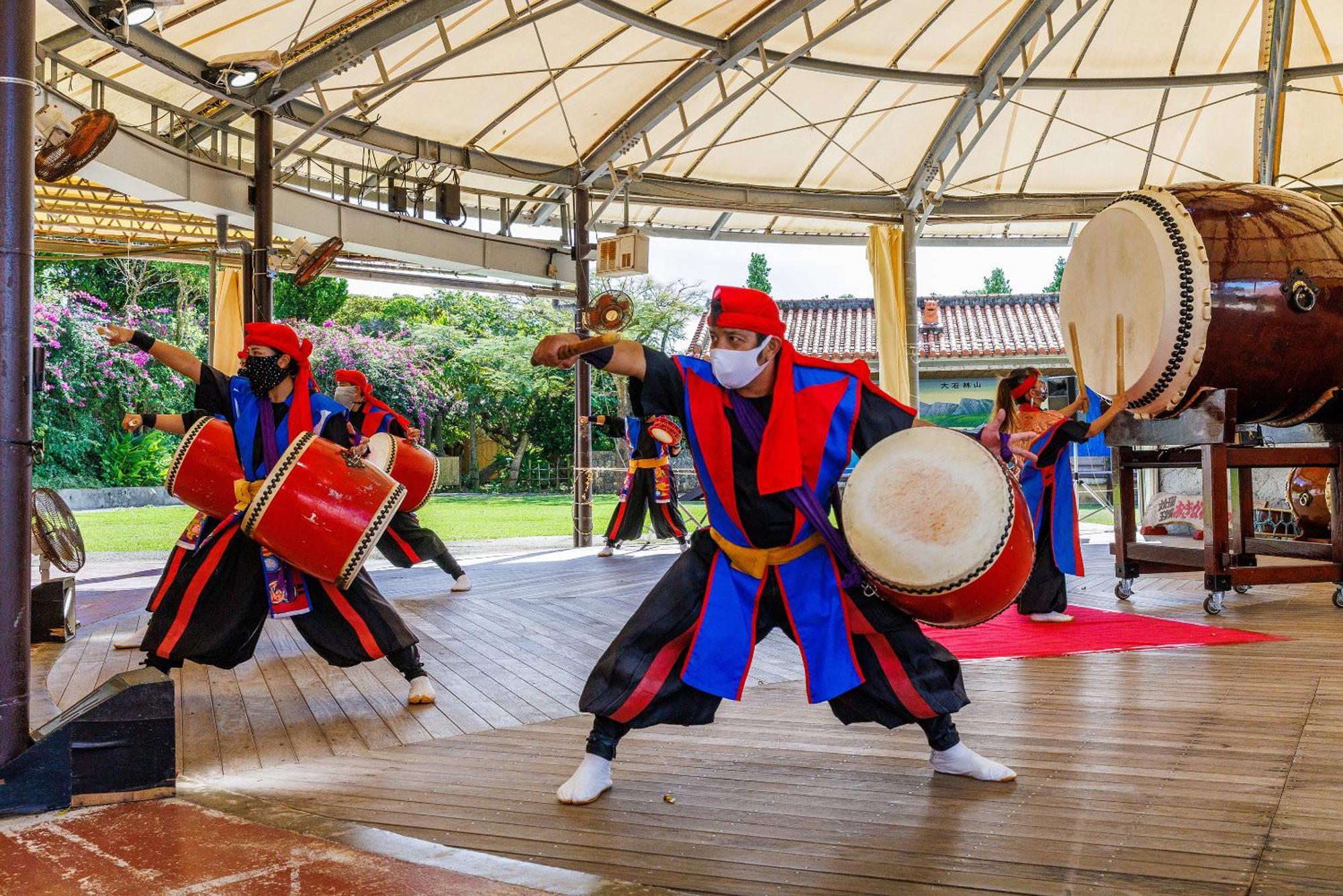 露天風呂付きオーシャンビュー カラオケ付き Bbq可 パーティ利用ok アトリエココ Villa Yaese Bagian luar foto